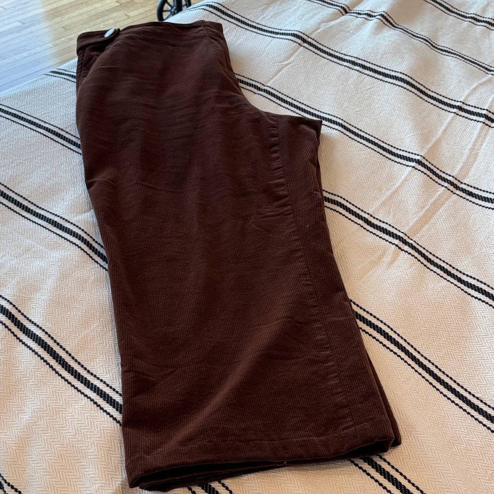Talbots women’s Corduroy Pants in Rich Brown